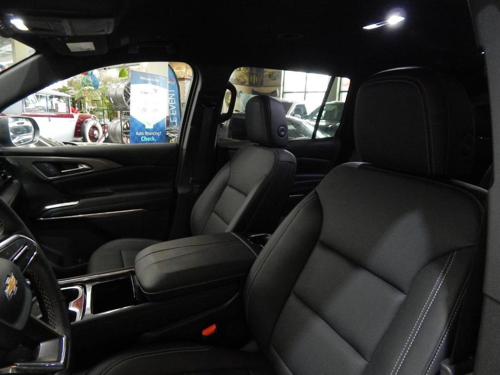 used 2024 Chevrolet Traverse car, priced at $33,985