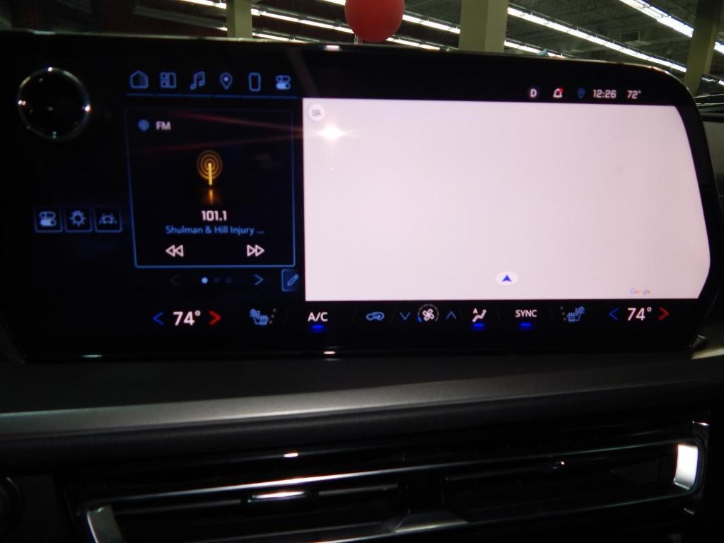 used 2024 Chevrolet Traverse car, priced at $33,985