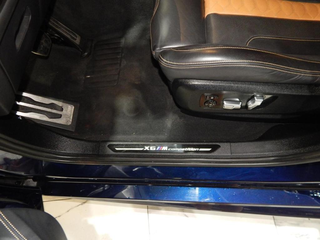 used 2022 BMW X6 M car, priced at $69,795
