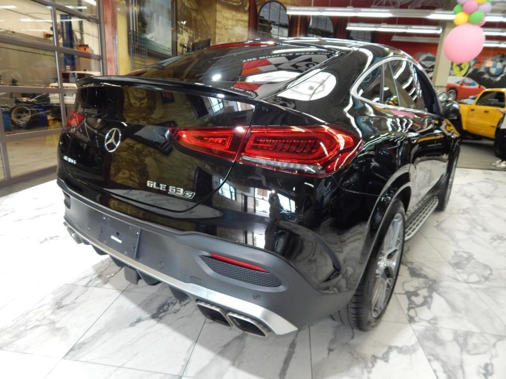 used 2021 Mercedes-Benz AMG GLE 63 car, priced at $73,995