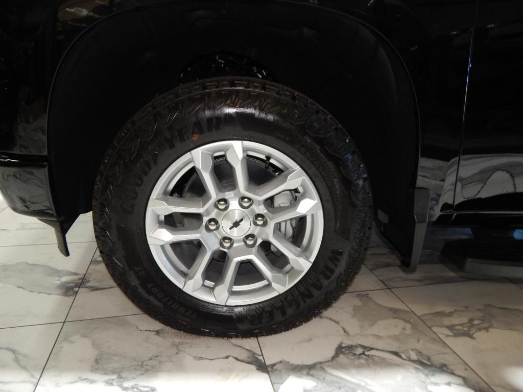 used 2025 Chevrolet Silverado 1500 car, priced at $53,995