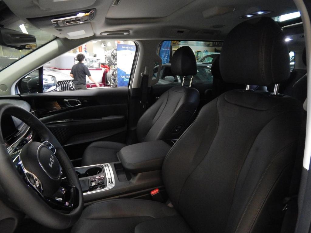 used 2025 Kia Carnival car, priced at $48,995