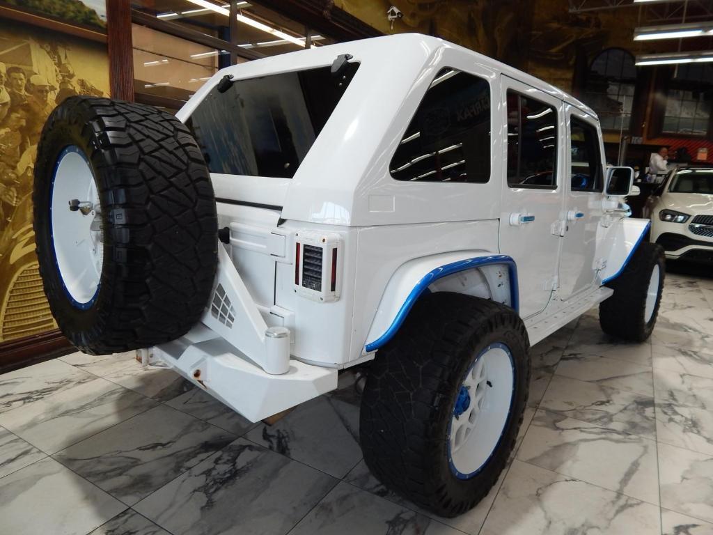 used 2017 Jeep Wrangler Unlimited car, priced at $22,995