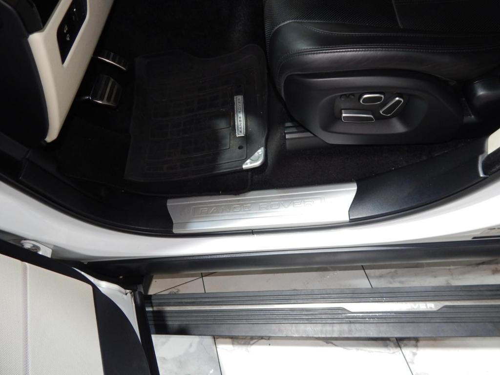 used 2015 Land Rover Range Rover car, priced at $17,895