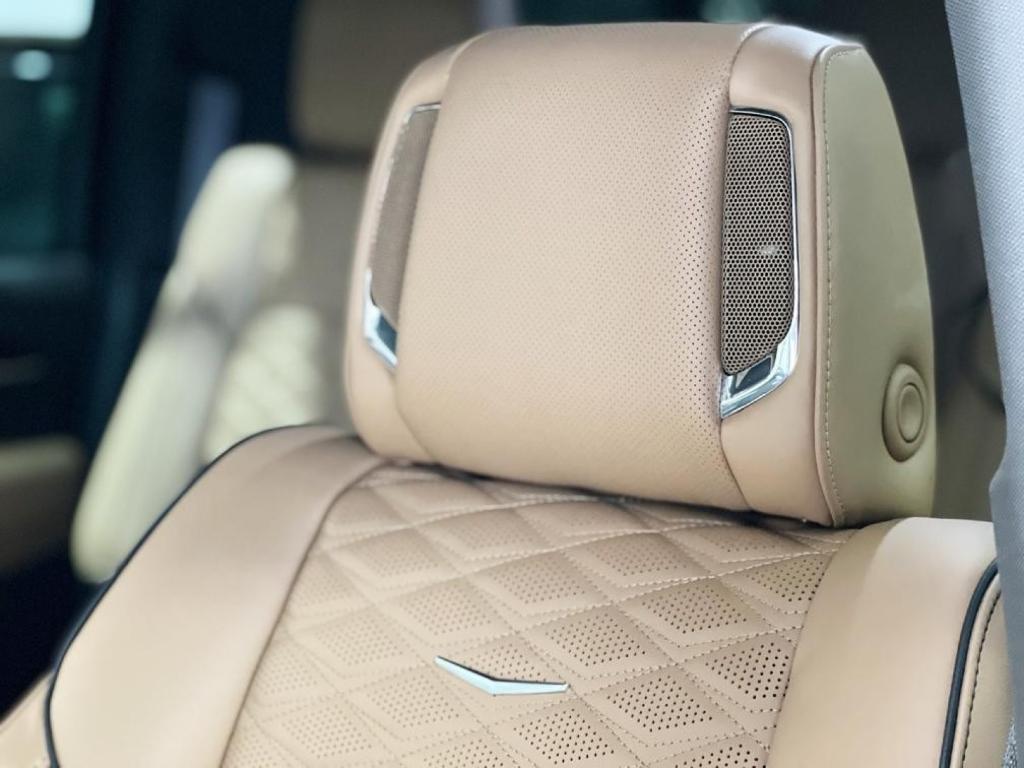 used 2022 Cadillac Escalade ESV car, priced at $64,995