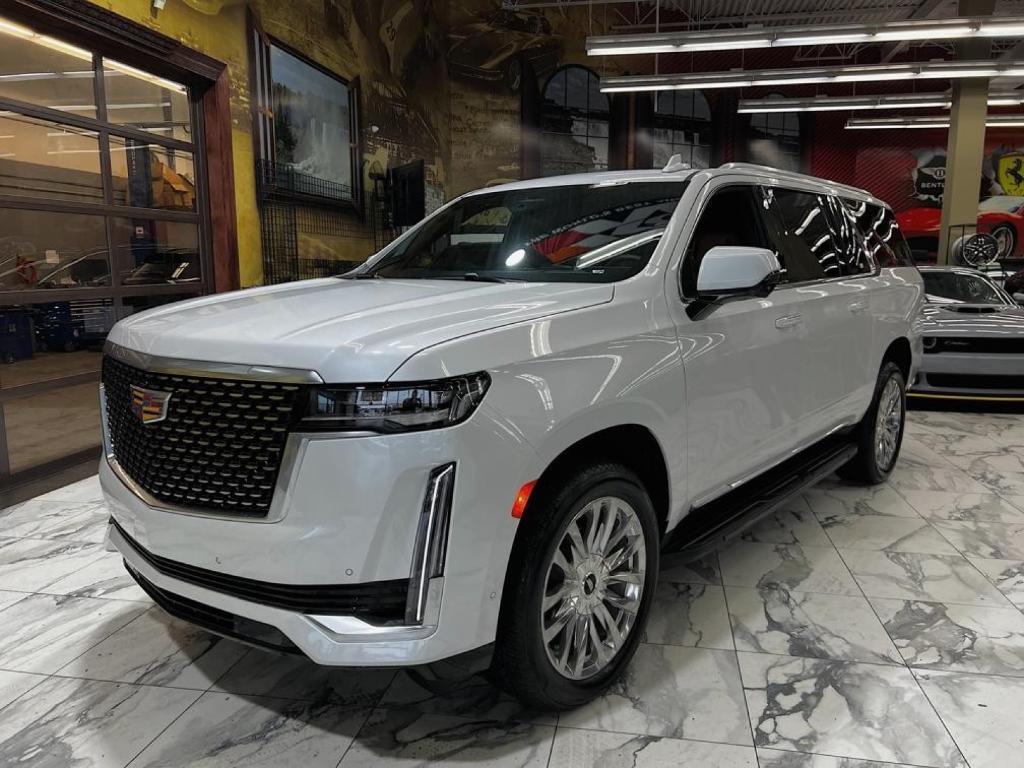 used 2022 Cadillac Escalade ESV car, priced at $64,995