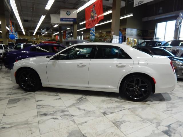 used 2022 Chrysler 300 car, priced at $22,895