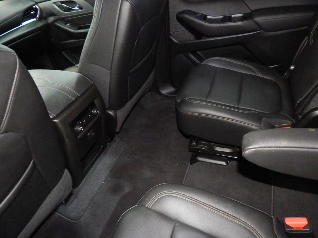 used 2023 Chevrolet Traverse car, priced at $27,285