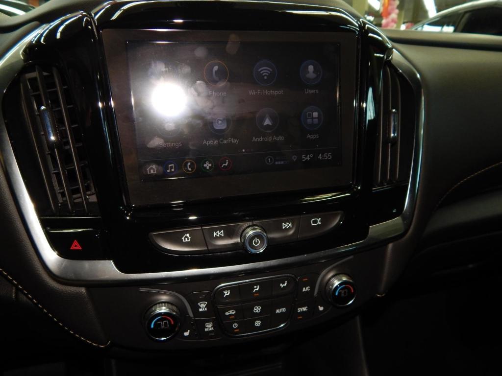 used 2023 Chevrolet Traverse car, priced at $27,285