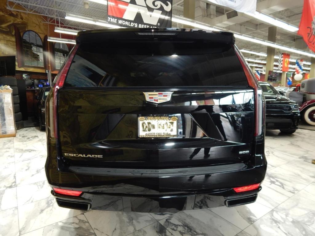 used 2024 Cadillac Escalade car, priced at $90,995