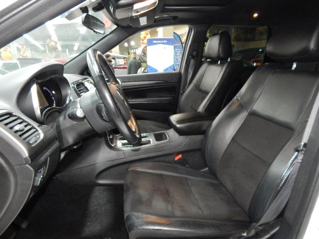 used 2021 Jeep Grand Cherokee car, priced at $21,995