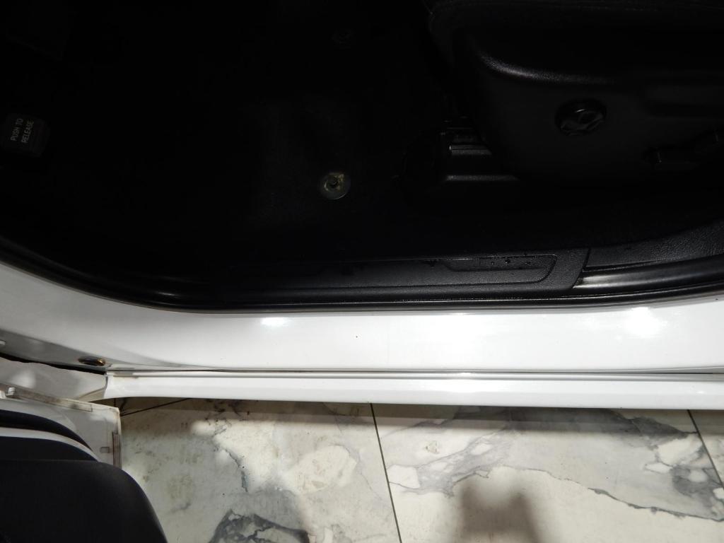 used 2021 Jeep Grand Cherokee car, priced at $21,995