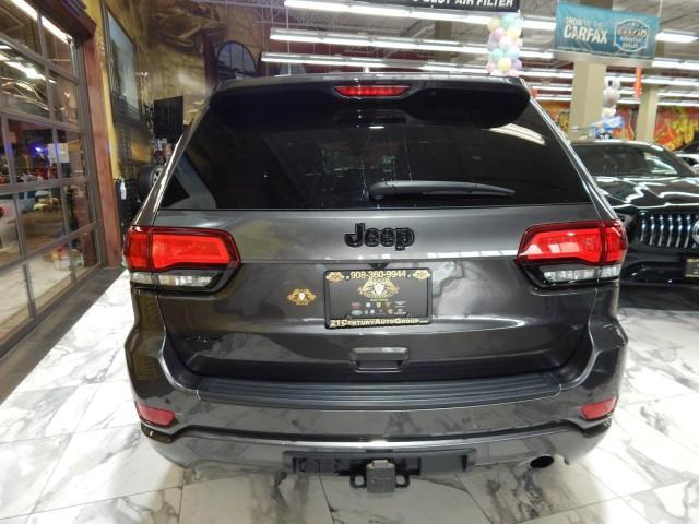 used 2021 Jeep Grand Cherokee car, priced at $21,921