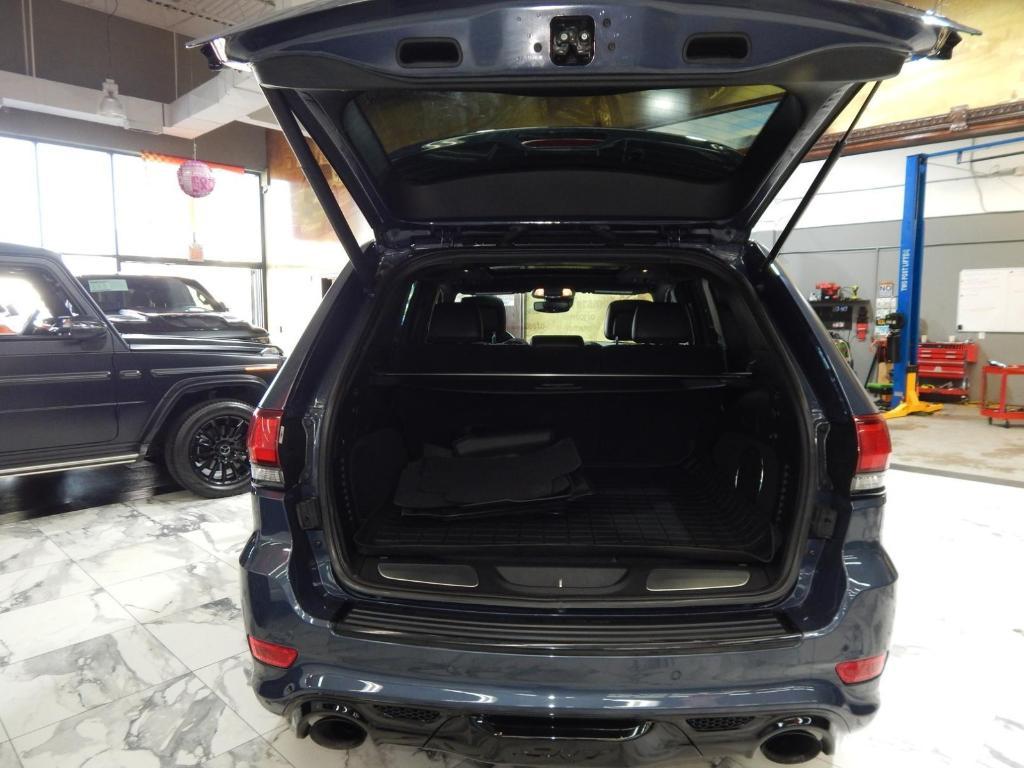 used 2021 Jeep Grand Cherokee car, priced at $50,979
