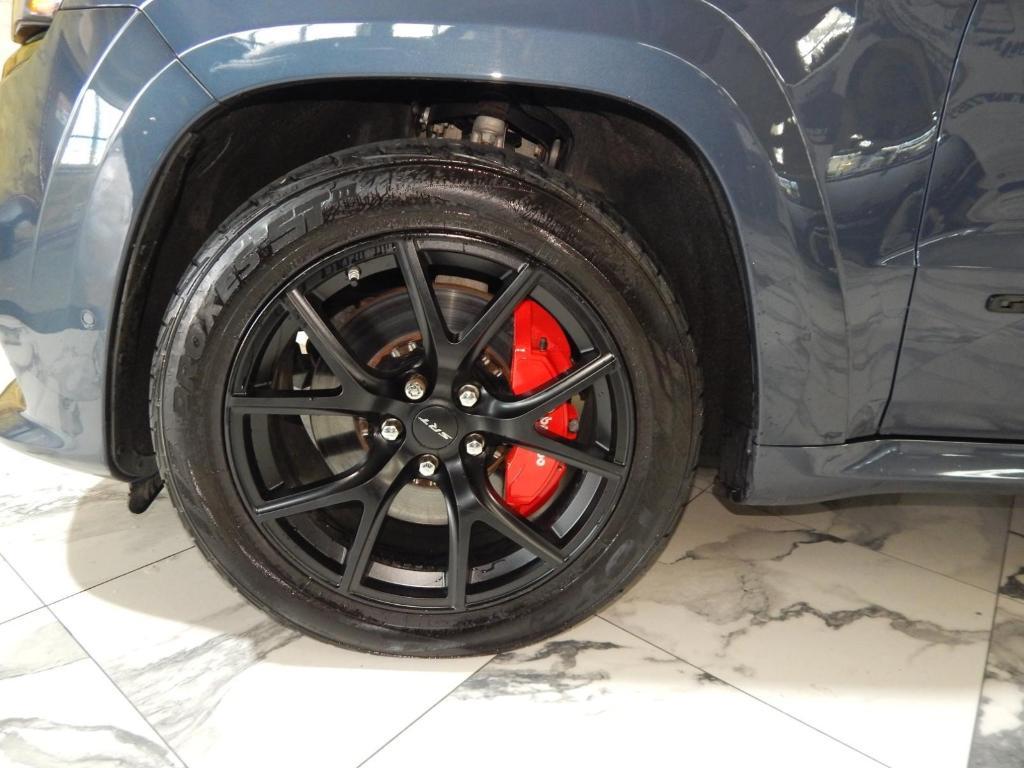 used 2021 Jeep Grand Cherokee car, priced at $50,979