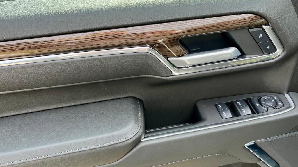 used 2025 Chevrolet Silverado 1500 car, priced at $37,898