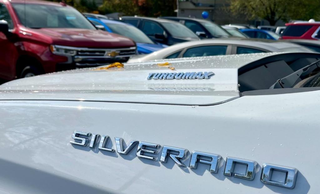used 2025 Chevrolet Silverado 1500 car, priced at $37,898