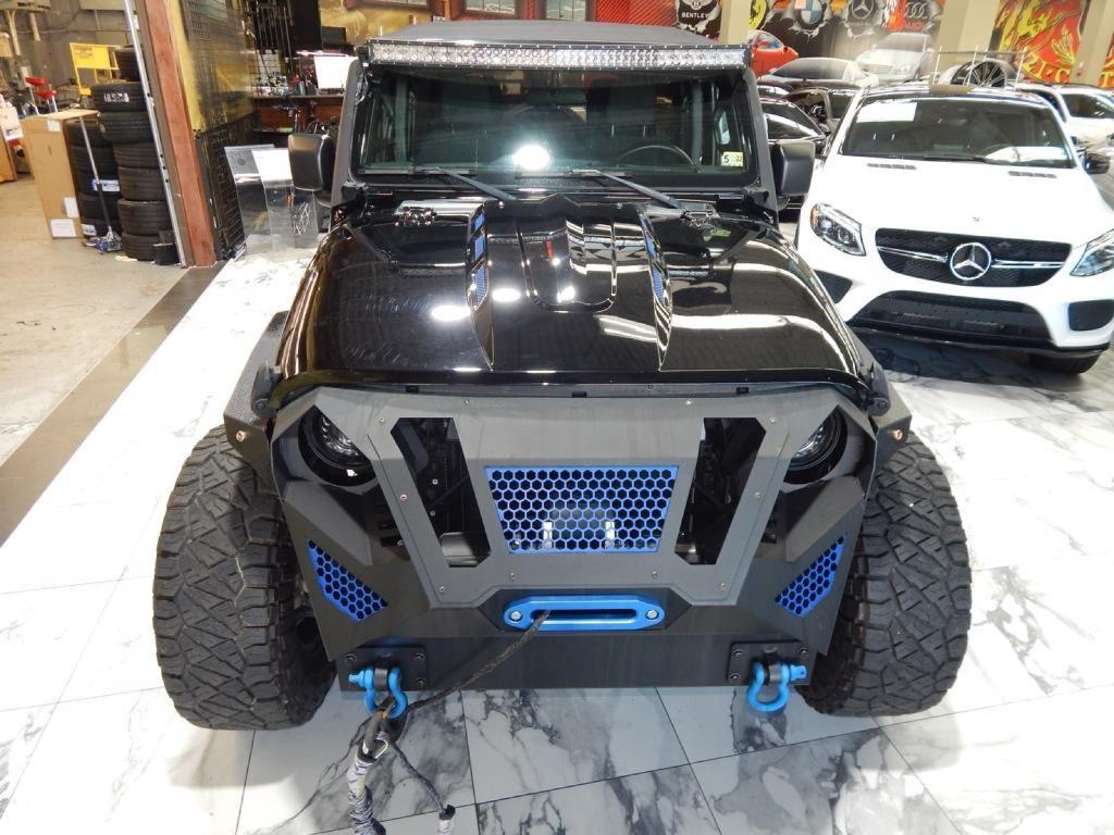 used 2018 Jeep Wrangler Unlimited car, priced at $21,995