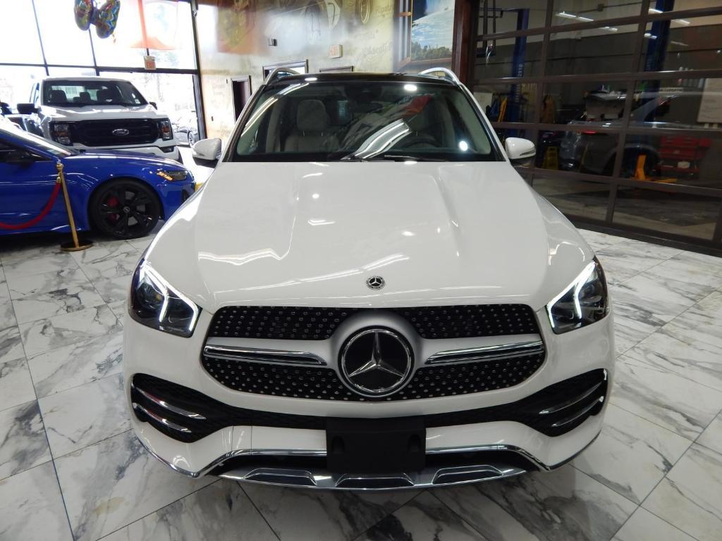 used 2021 Mercedes-Benz GLE 580 car, priced at $48,995