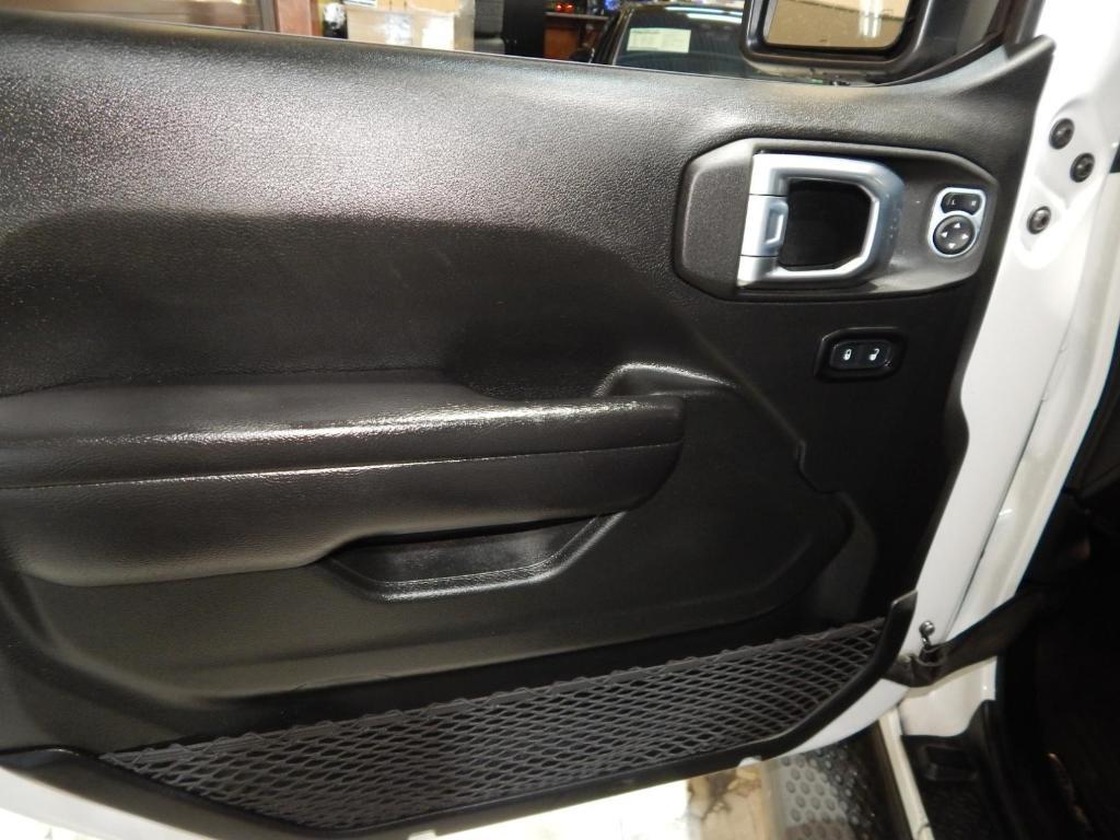 used 2021 Jeep Wrangler Unlimited car, priced at $36,895