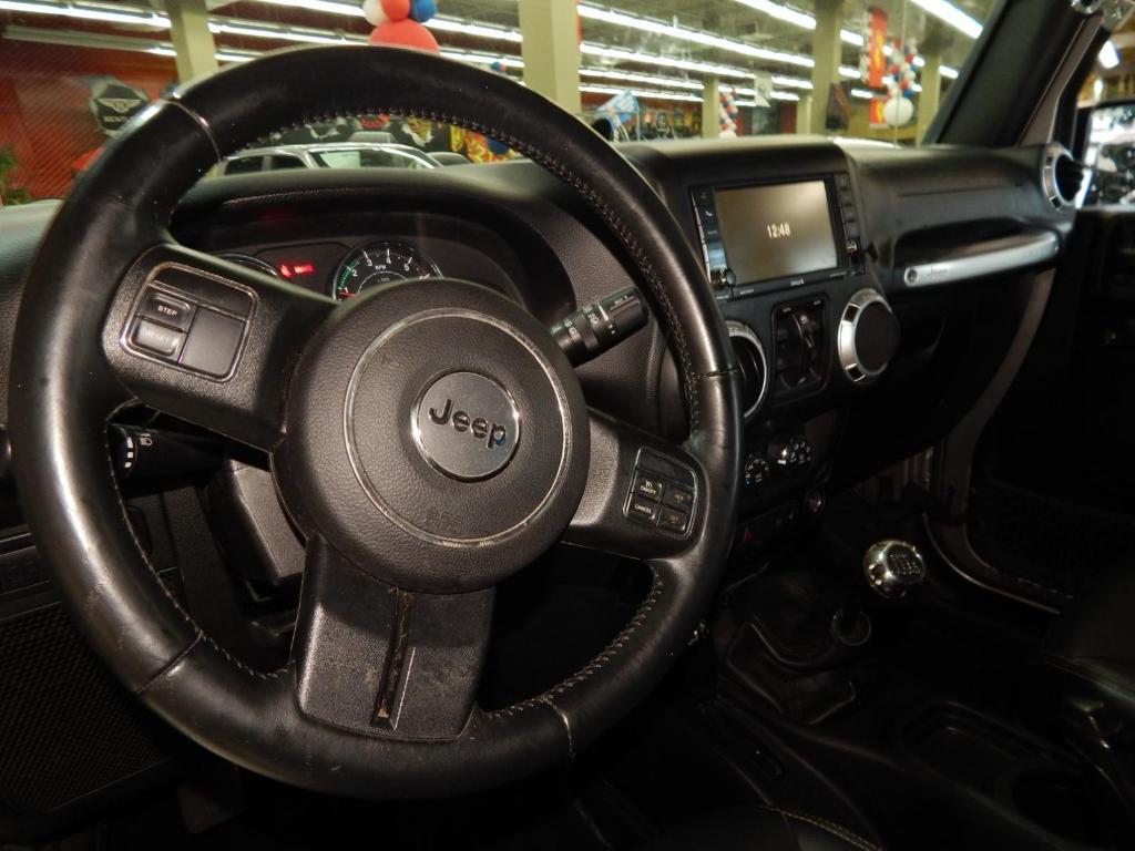used 2015 Jeep Wrangler Unlimited car, priced at $18,995