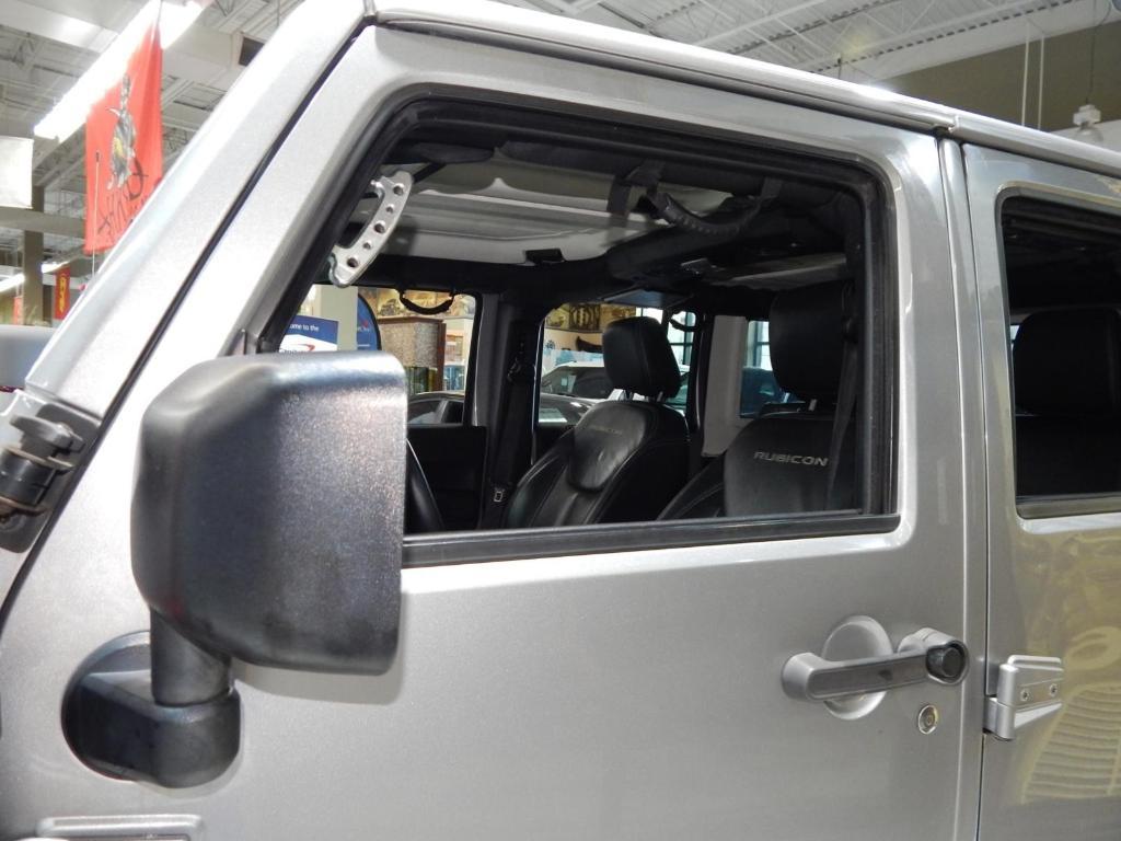 used 2015 Jeep Wrangler Unlimited car, priced at $18,995