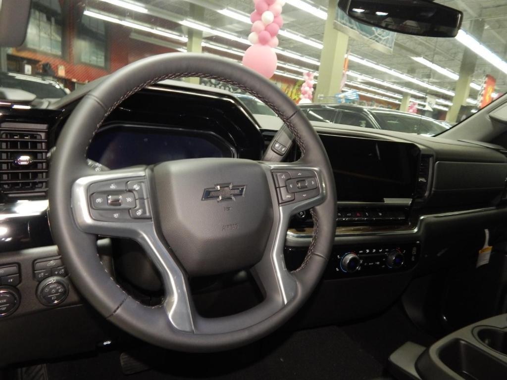 used 2025 Chevrolet Silverado 1500 car, priced at $44,998