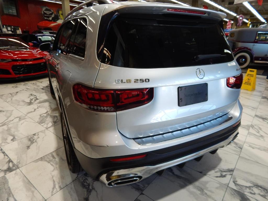 used 2022 Mercedes-Benz GLB 250 car, priced at $30,000