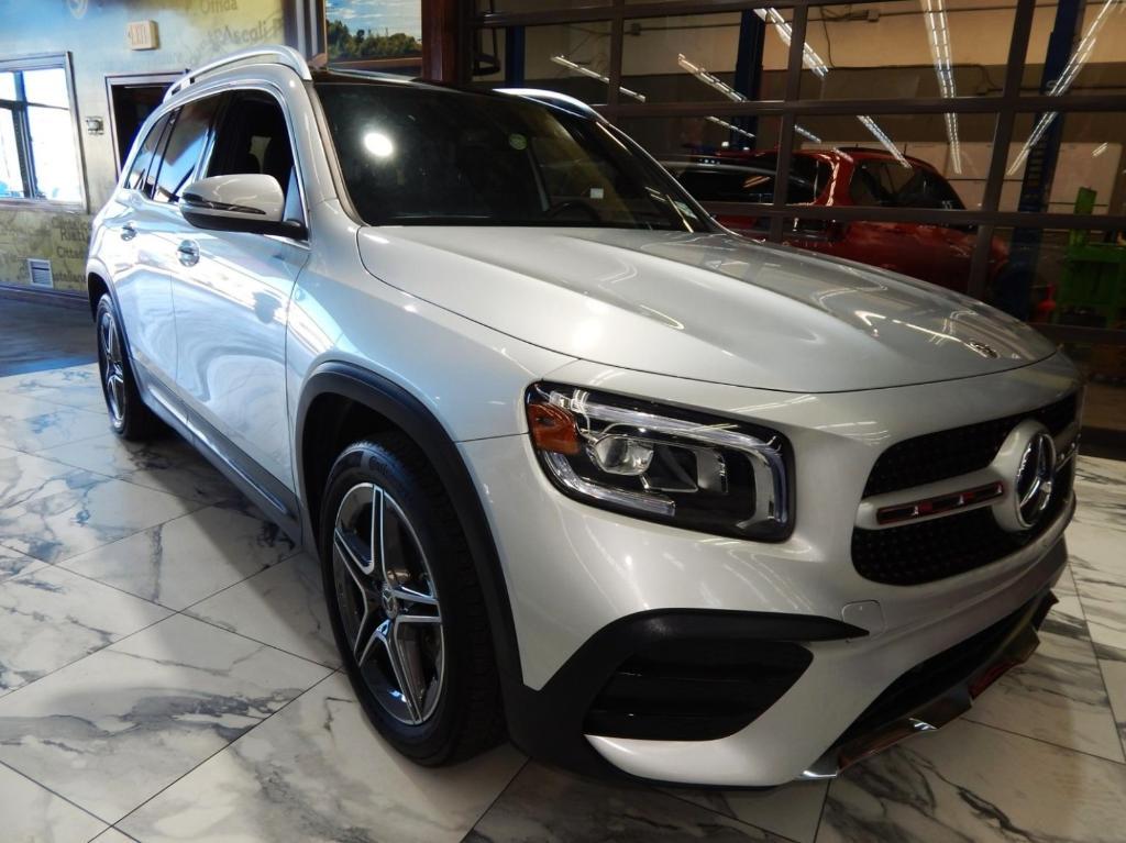 used 2022 Mercedes-Benz GLB 250 car, priced at $30,000