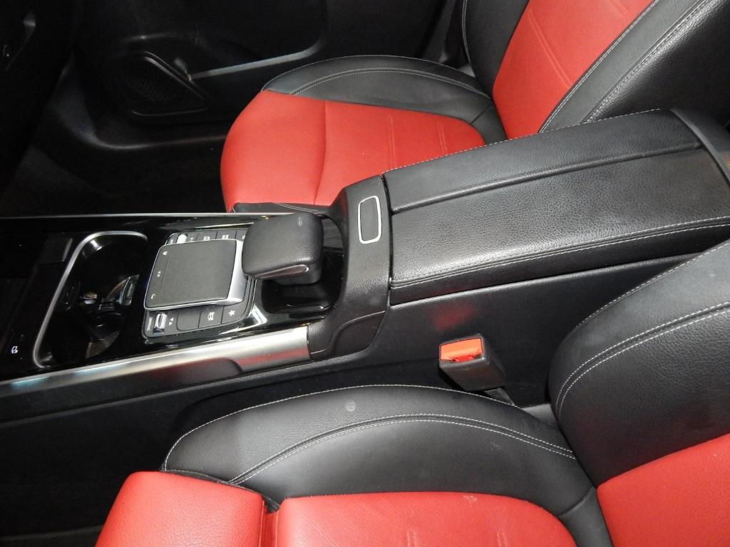 used 2022 Mercedes-Benz GLB 250 car, priced at $30,000