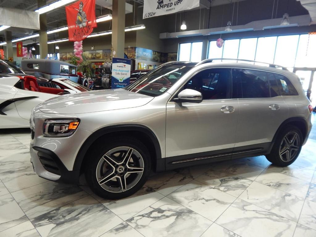 used 2022 Mercedes-Benz GLB 250 car, priced at $30,000