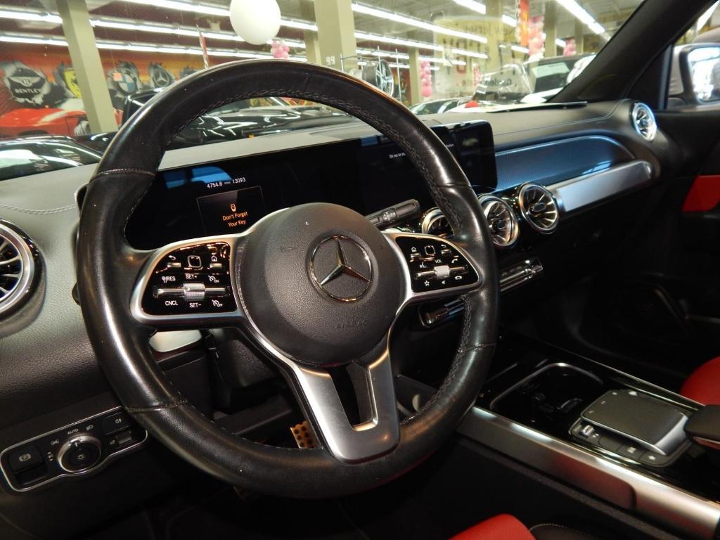 used 2022 Mercedes-Benz GLB 250 car, priced at $30,000