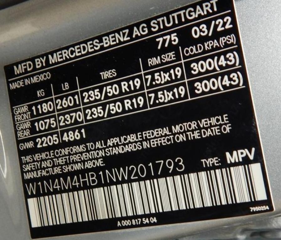 used 2022 Mercedes-Benz GLB 250 car, priced at $30,000