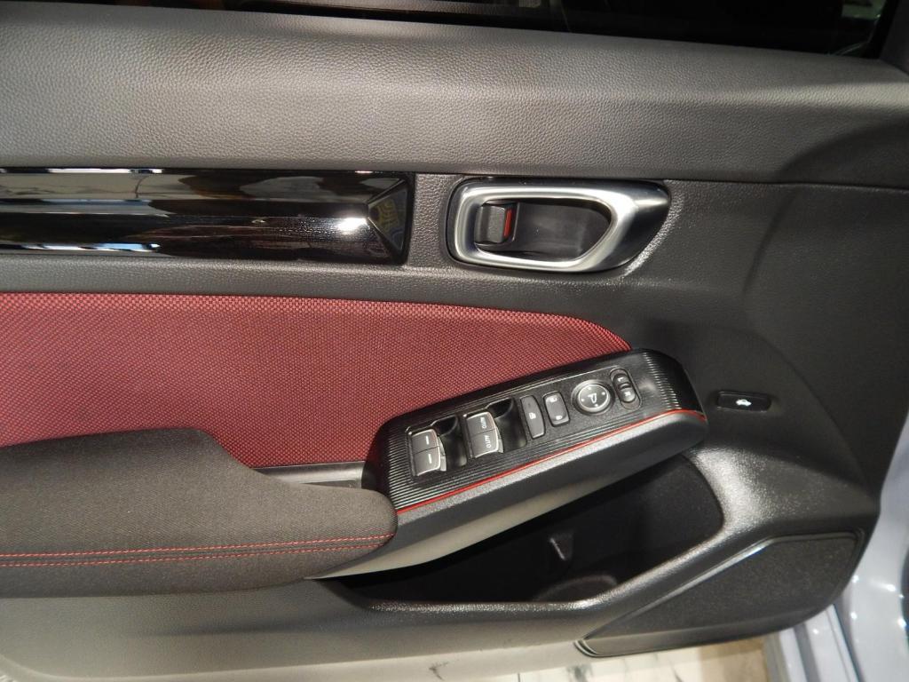 used 2024 Honda Civic Si car, priced at $25,995
