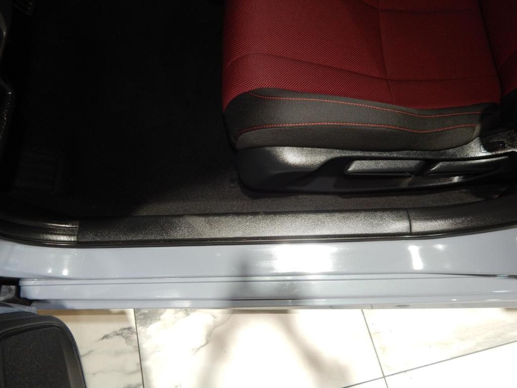 used 2024 Honda Civic Si car, priced at $25,995