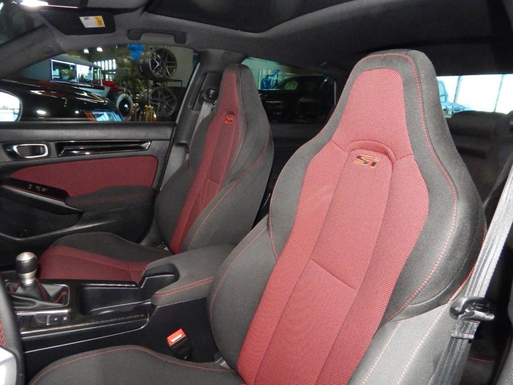 used 2024 Honda Civic Si car, priced at $25,995