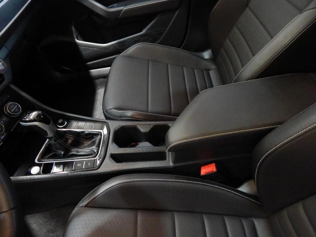 used 2024 Volkswagen Jetta car, priced at $18,795