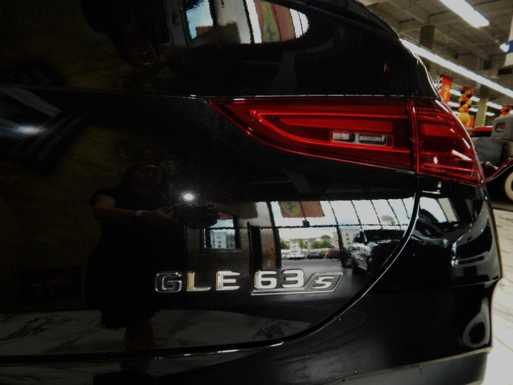 used 2024 Mercedes-Benz AMG GLE 63 car, priced at $107,995
