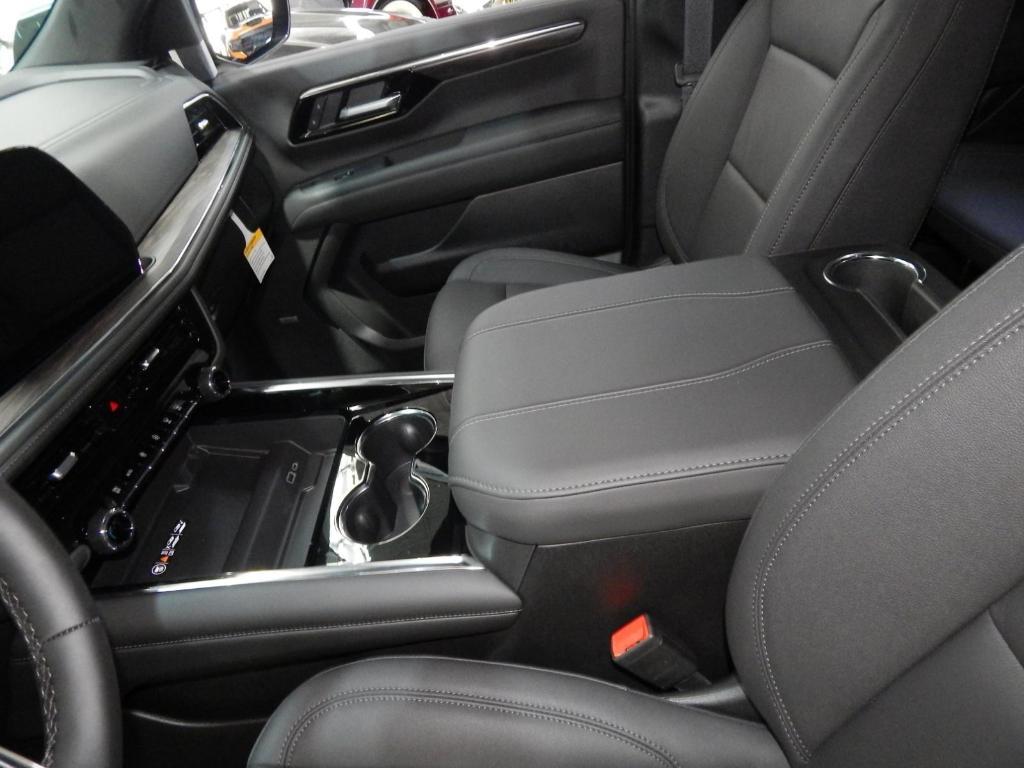 used 2026 Chevrolet Suburban car, priced at $81,995