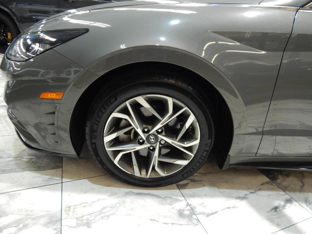 used 2022 Hyundai Sonata car, priced at $15,885