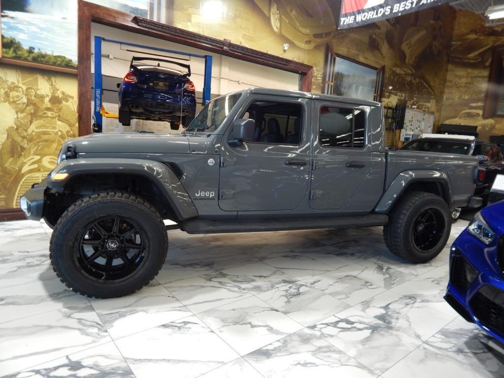 used 2021 Jeep Gladiator car, priced at $28,895