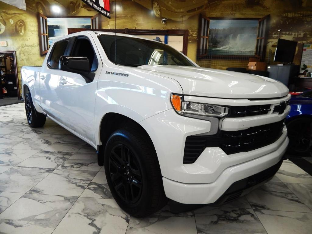 used 2024 Chevrolet Silverado 1500 car, priced at $41,598