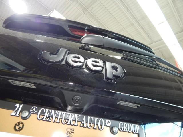 used 2021 Jeep Grand Cherokee car, priced at $53,621