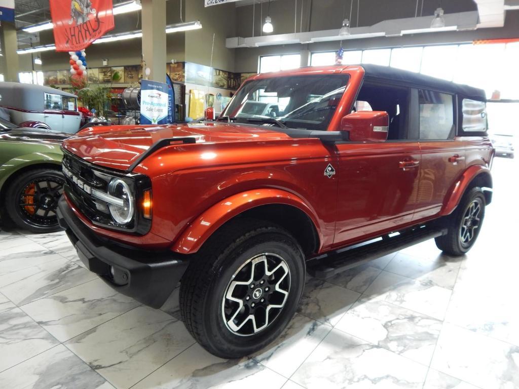used 2023 Ford Bronco car, priced at $39,885