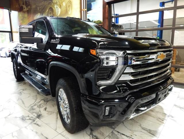 used 2024 Chevrolet Silverado 2500 car, priced at $63,721