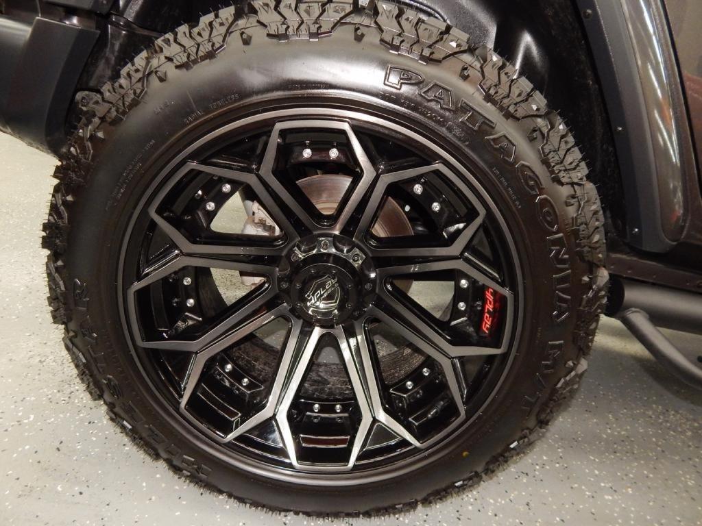 used 2020 Jeep Wrangler Unlimited car, priced at $34,995