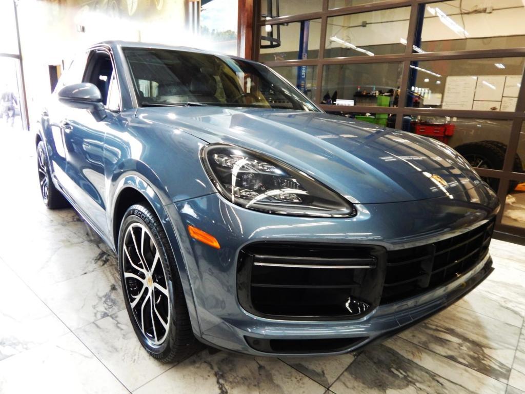 used 2019 Porsche Cayenne car, priced at $49,995