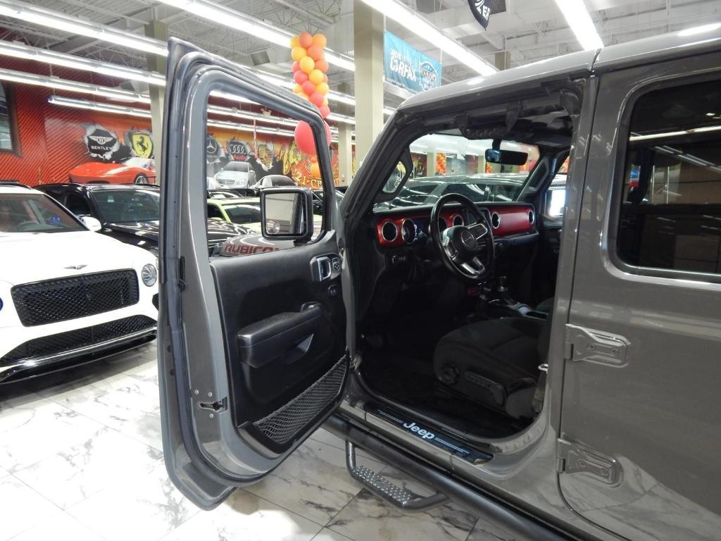 used 2022 Jeep Gladiator car, priced at $29,995