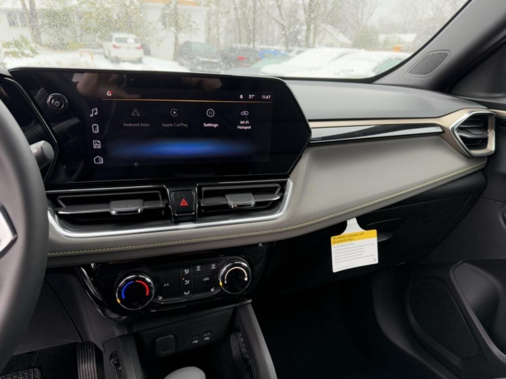 used 2024 Chevrolet TrailBlazer car, priced at $23,997