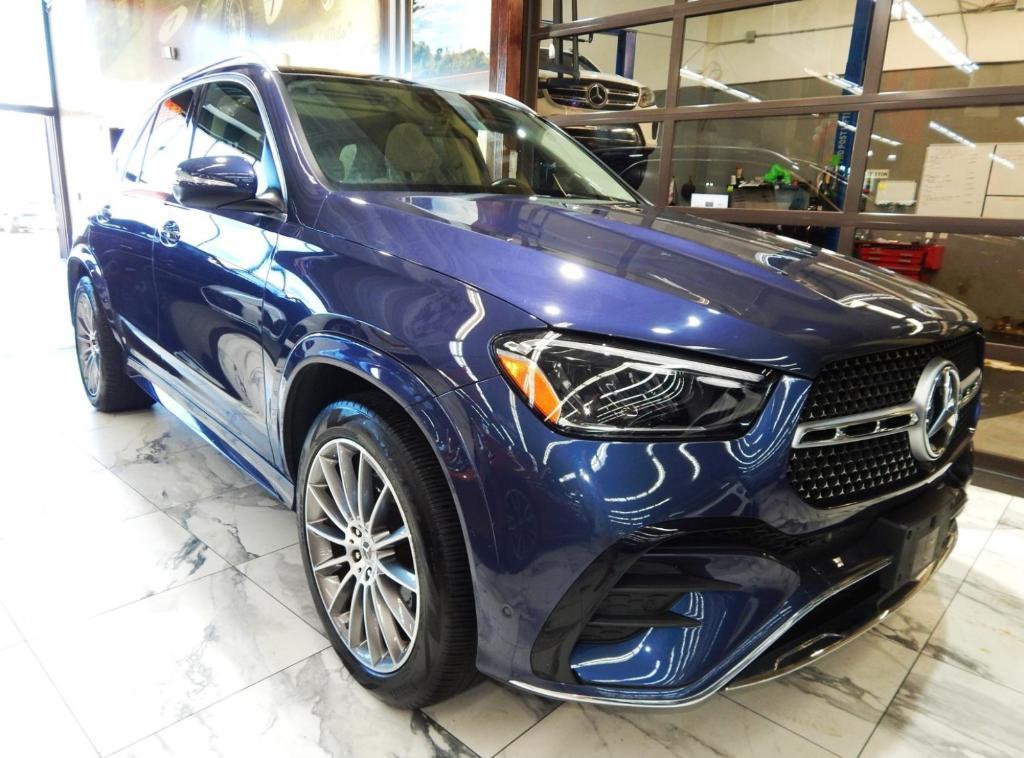 used 2024 Mercedes-Benz GLE 350 car, priced at $54,995